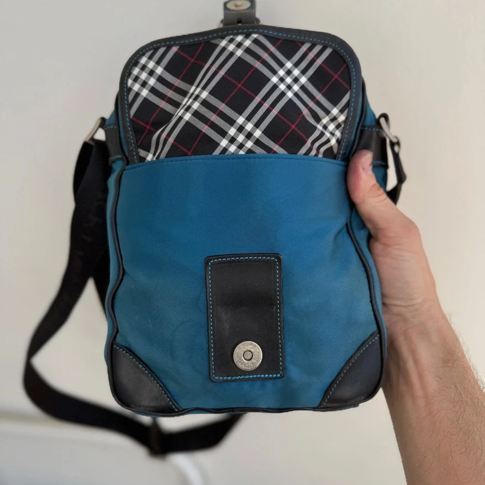 Rare Burberry Black Label Teal Nylon Leather Crossbody Messenger Bag Nova Check